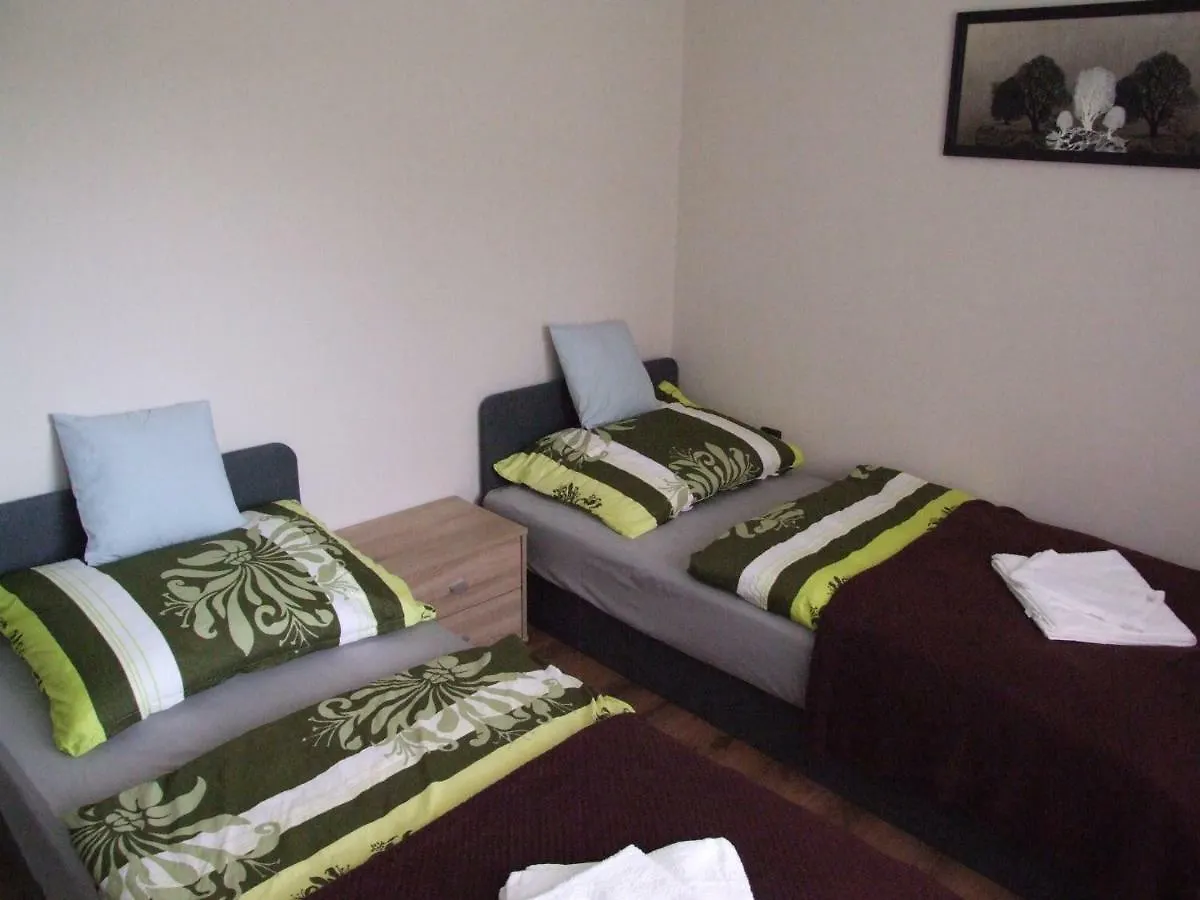 Keresztapa Vendeghaz Apartment Eger
